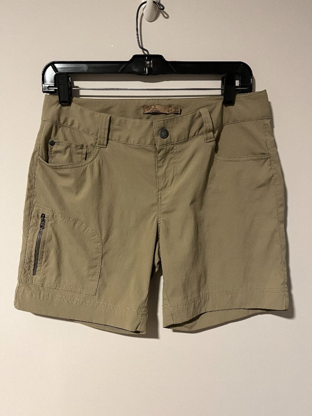 Prana Hazel Hiking Shorts in Light Tan / Khaki Size 4